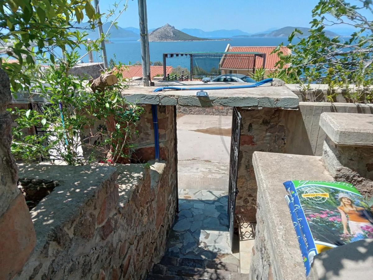 Fantastic House With A Wonderful View Of The Sea Villa Kapotidhes Exterior foto